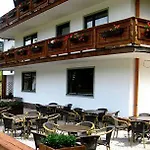 Der Tiroler Bed & Breakfast