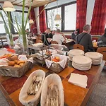 Bed & Breakfast Der Tiroler 3*