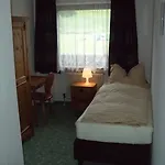 Bed & Breakfast Der Tiroler 3*