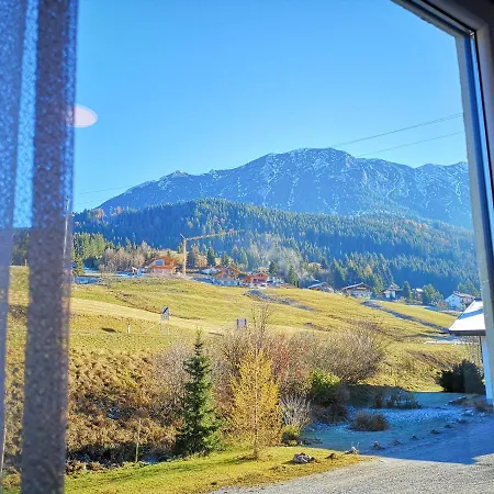 Bed & Breakfast Der Tiroler 3*