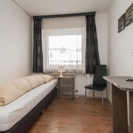 Bed & Breakfast Der Tiroler 2*