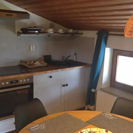 Der Tiroler B&B 아첸키르흐