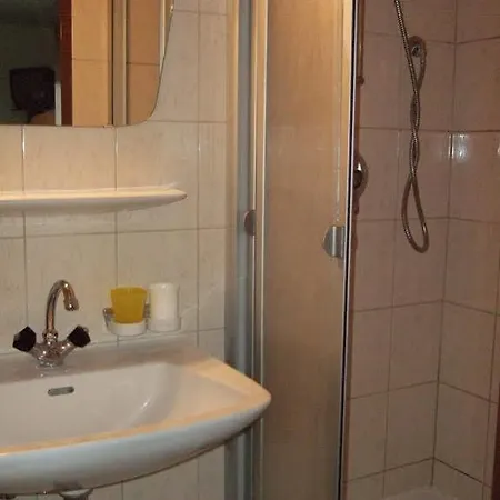 Bed & Breakfast Der Tiroler 2* Achenkirch