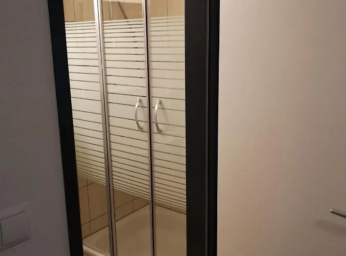 לינה וארוחת בוקר Der Tiroler