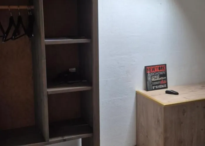 Der Tiroler לינה וארוחת בוקר