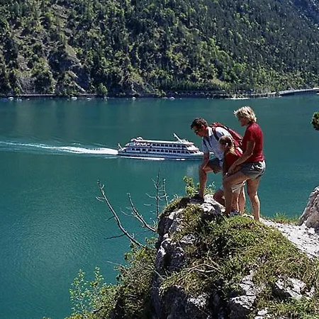 Bed & Breakfast Der Tiroler 2*