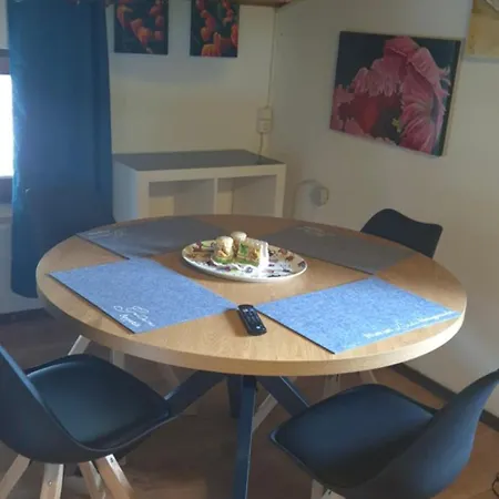 Bed & Breakfast Der Tiroler 3*