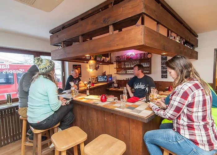 Der Tiroler Bed & Breakfast 3*